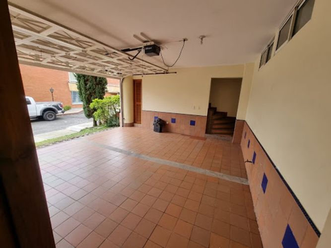 Casa de 4 alcobas en arriendo en El Tesoro, Medellín, 330 m² · foto 23 de 23
