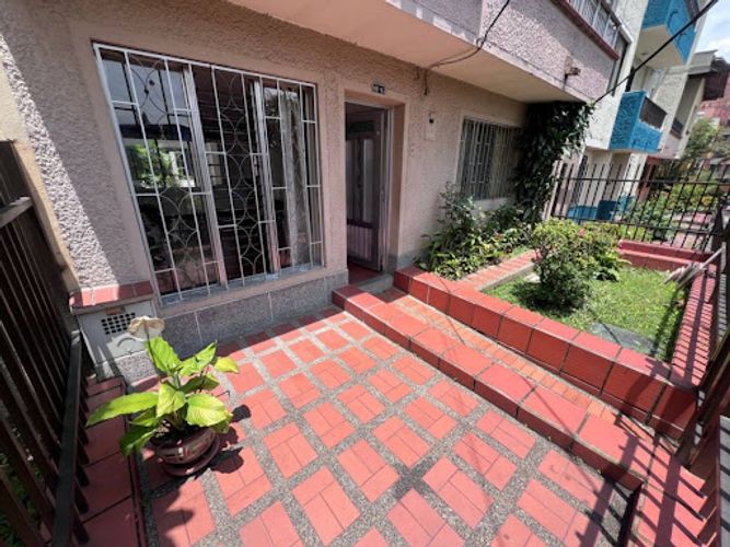 Casa de 4 alcobas en venta en El Dorado, Envigado, 144 m² · foto 3 de 24