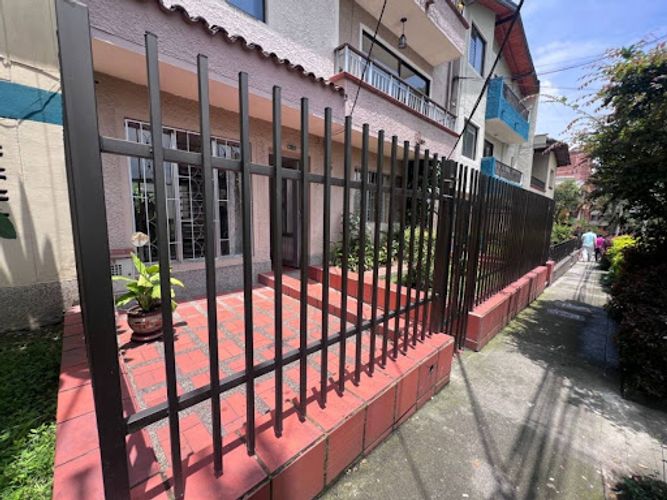 Casa de 4 alcobas en venta en El Dorado, Envigado, 144 m² · foto 4 de 24