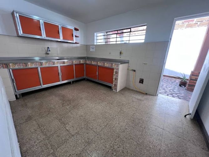 Casa de 4 alcobas en venta en El Dorado, Envigado, 144 m² · foto 10 de 24