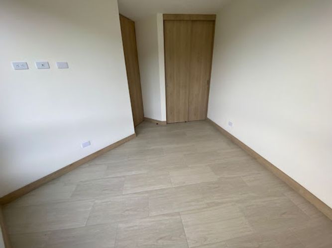 Apartamento de 2 alcobas en venta en Santa Elena, El Retiro, 85 m² · foto 9 de 21