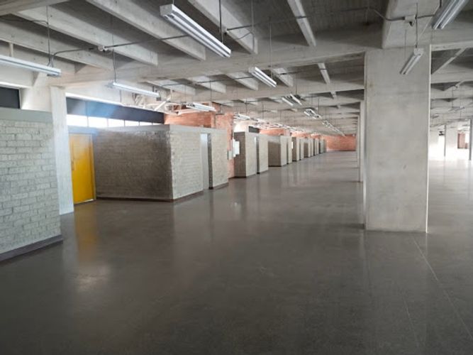 Oficina en arriendo en Trinidad, Medellín, 1359 m² · foto 7 de 12