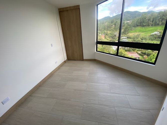 Apartamento de 2 alcobas en venta en Santa Elena, El Retiro, 85 m² · foto 12 de 21