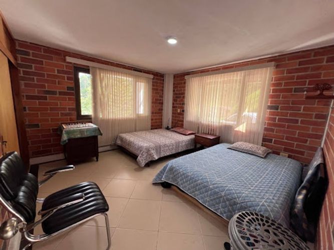 Casa de 5 alcobas en venta en La Florida, La Estrella, 351 m² · foto 14 de 24