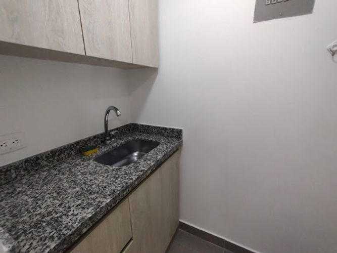 Oficina en arriendo en Milla De Oro, Medellín, 36 m² · foto 4 de 6