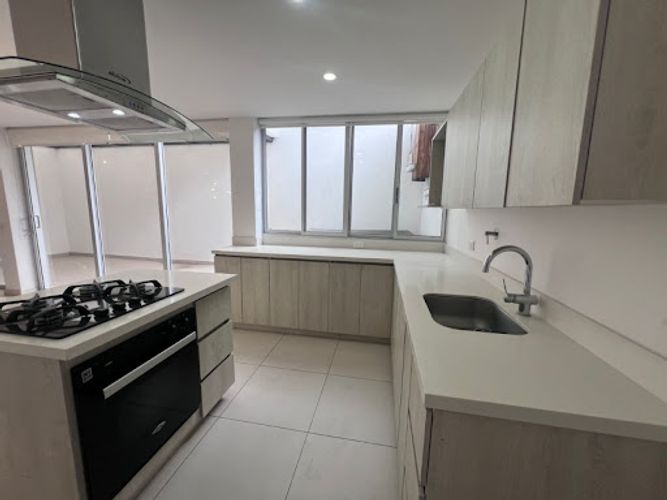 Casa de 3 alcobas en venta en Gualanday, Rionegro, 162 m² · foto 5 de 24
