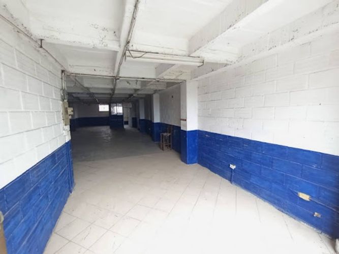 Bodega en venta en El Porvenir, Itagüí, 110 m² · foto 2 de 8