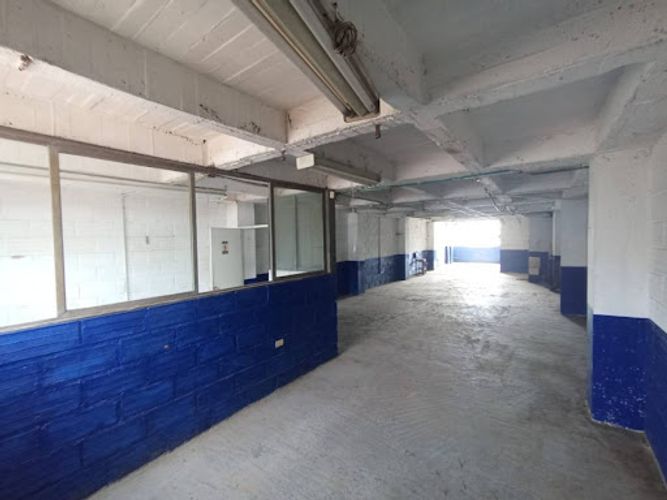 Bodega en venta en El Porvenir, Itagüí, 110 m² · foto 4 de 8