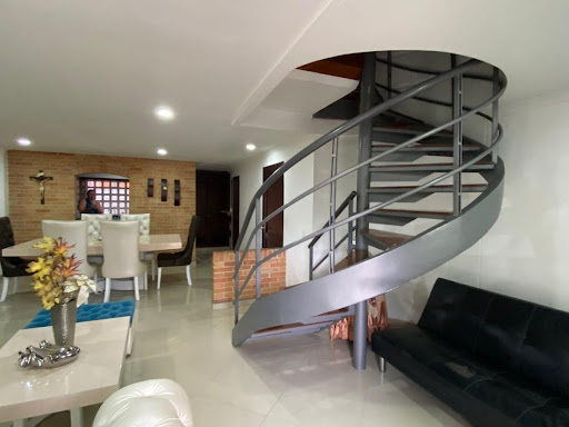 Apartamento en venta en Laureles, Medellín · foto 3 de 22
