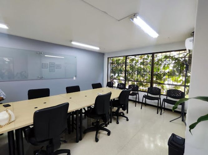 Edificio en venta en Conquistadores, Medellín, 1126 m² · foto 6 de 24