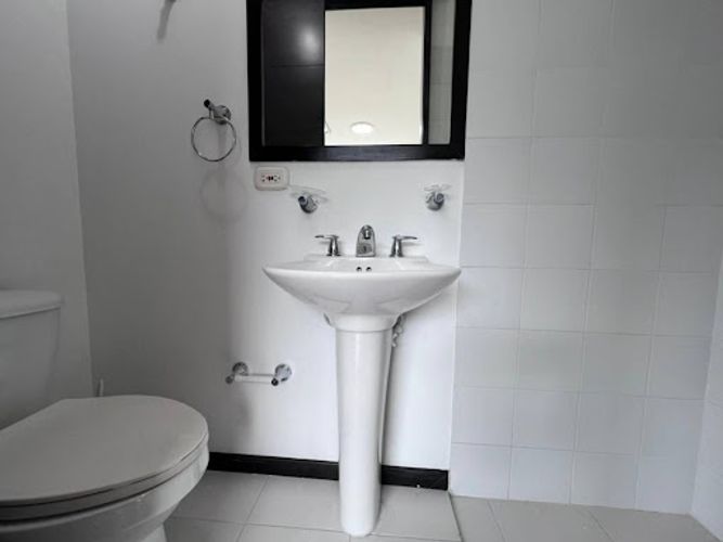 Oficina en venta en Las Palmas, Medellín, 100 m² · foto 4 de 16