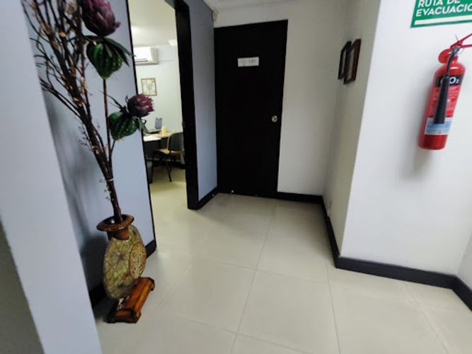 Edificio en venta en Conquistadores, Medellín, 1126 m² · foto 19 de 24