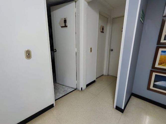 Edificio en venta en Conquistadores, Medellín, 1126 m² · foto 21 de 24