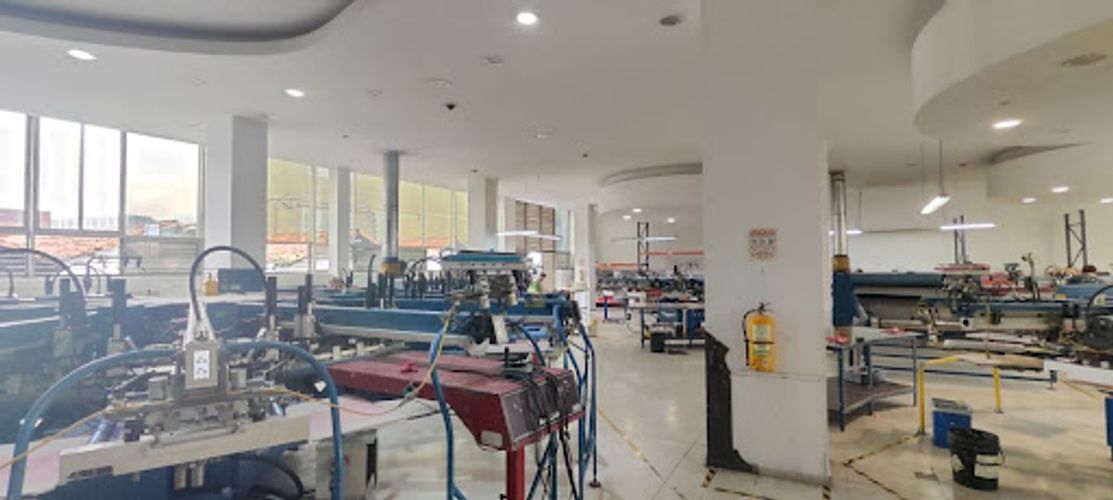 Bodega en venta en San Diego, Medellín, 2372 m² · foto 19 de 24