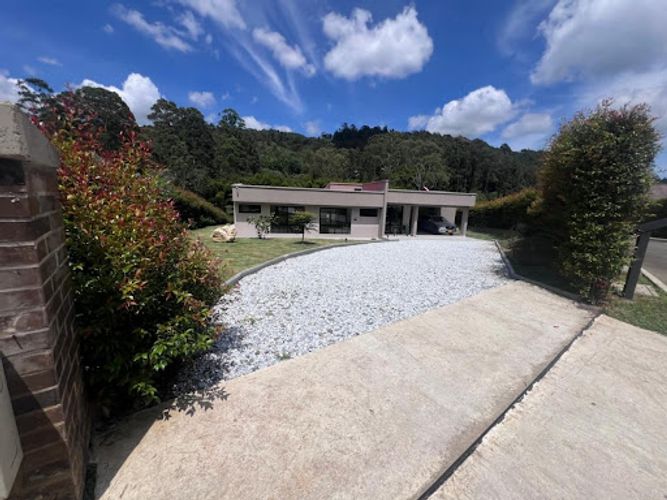 Casa de 3 alcobas en venta en Ca�O Siete, Rionegro, 236 m² · foto 1 de 24