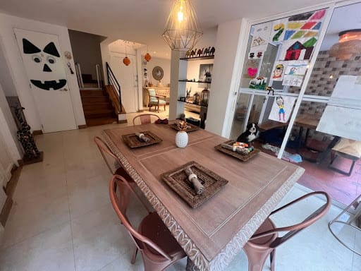 Casa de 4 alcobas en venta en El Tesoro, Medellín, 289 m² · foto 4 de 24