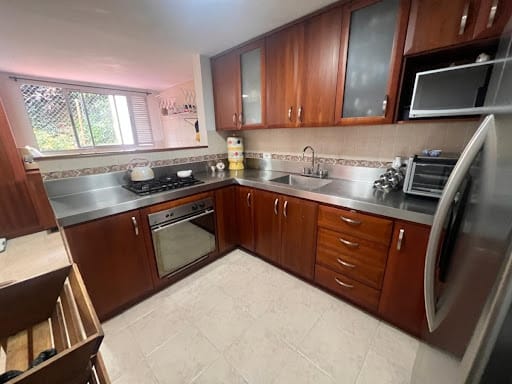 Casa de 4 alcobas en venta en El Tesoro, Medellín, 289 m² · foto 7 de 24