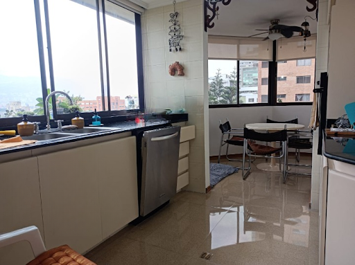 Apartamento en venta en Los Balsos, Medellín · foto 6 de 24