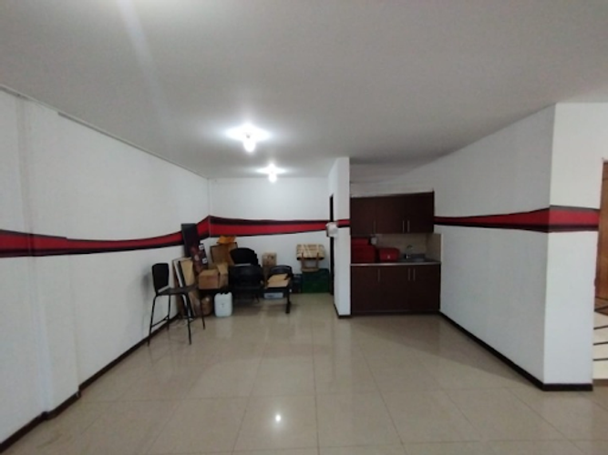 Bodega en arriendo en Abreo, Rionegro, 247 m² · foto 10 de 17