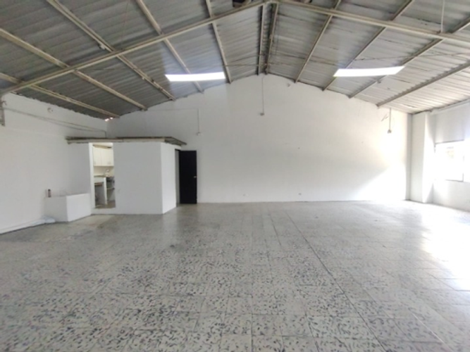 Bodega en arriendo en Laureles, Medellín, 220 m² · foto 5 de 17