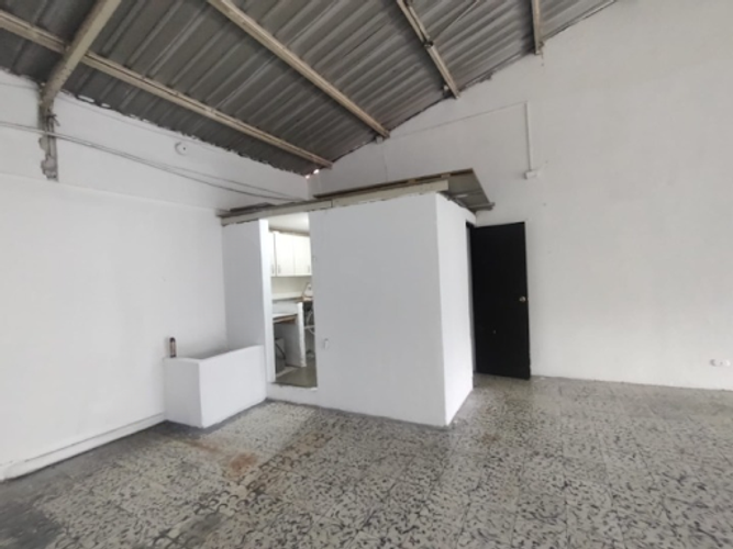 Bodega en arriendo en Laureles, Medellín, 220 m² · foto 6 de 17