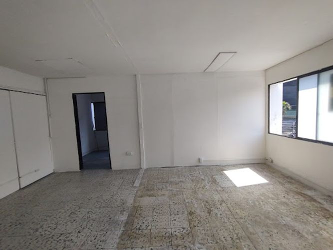 Bodega en arriendo en Laureles, Medellín, 220 m² · foto 8 de 17