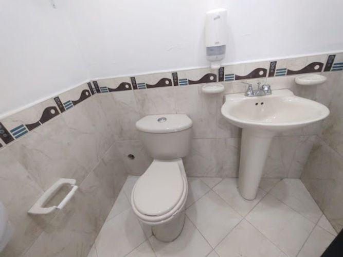 Bodega en arriendo en Laureles, Medellín, 220 m² · foto 14 de 17