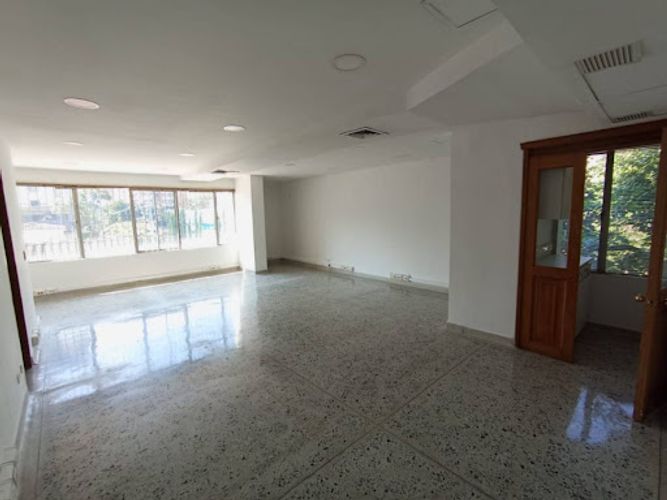 Oficina en arriendo en Shellmar, Medellín, 51 m² · foto 2 de 7