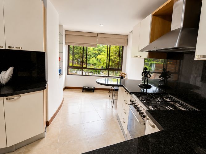 Apartamento de 4 alcobas en venta en Cabecera Del Llano, Bucaramanga, 175 m² · foto 5 de 5