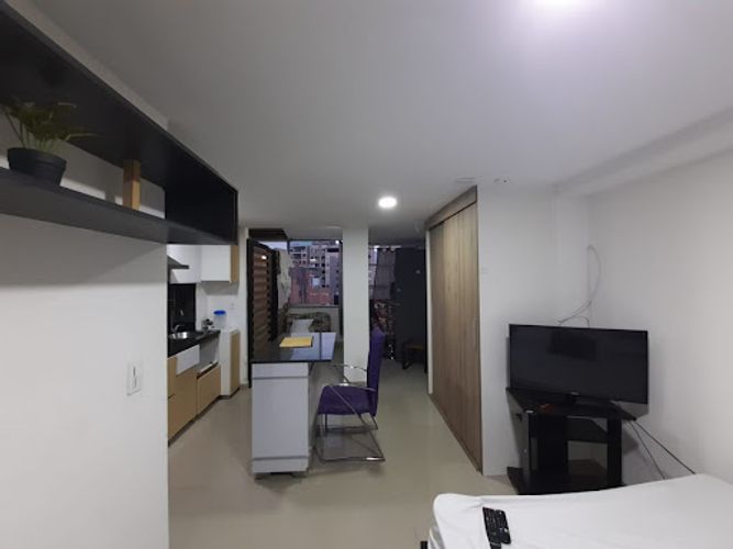 Edificio en venta en La Castellana, Medellín, 1400 m² · foto 10 de 21