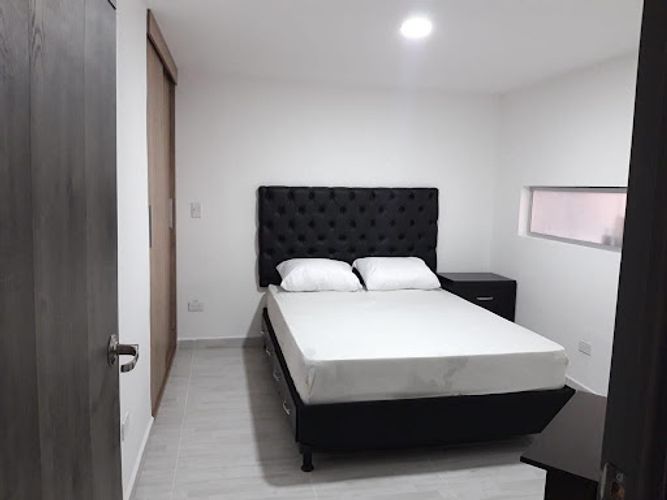 Edificio en venta en La Castellana, Medellín, 1400 m² · foto 14 de 21