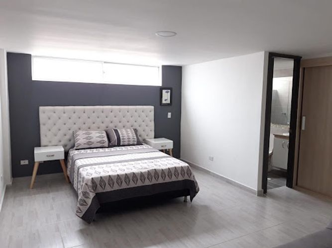 Edificio en venta en La Castellana, Medellín, 1400 m² · foto 15 de 21