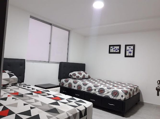 Edificio en venta en La Castellana, Medellín, 1400 m² · foto 16 de 21