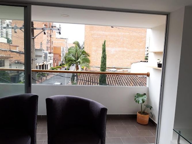 Edificio en venta en La Castellana, Medellín, 1400 m² · foto 19 de 21