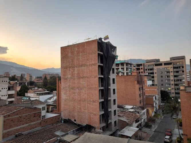 Edificio en venta en La Castellana, Medellín, 1400 m² · foto 21 de 21