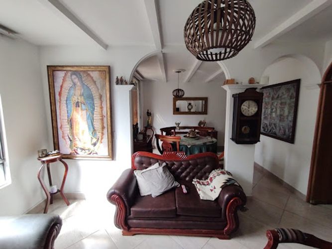 Apartamento de 5 alcobas en venta en Patio Bonito, Medellín, 200 m² · foto 9 de 24