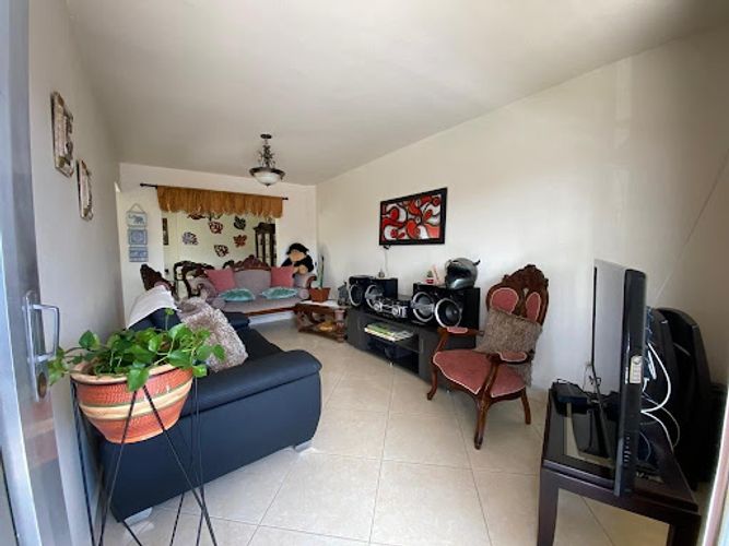 Apartamento de 3 alcobas en venta en Diego Echavarria, Medellín, 101 m² · foto 2 de 20