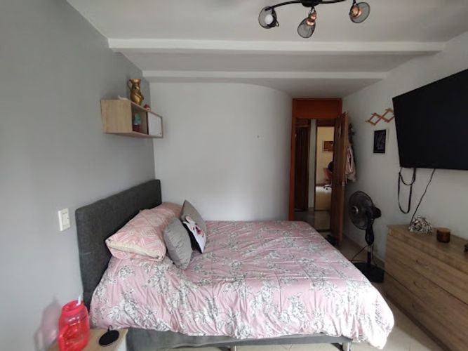 Apartamento de 5 alcobas en venta en Patio Bonito, Medellín, 200 m² · foto 14 de 24