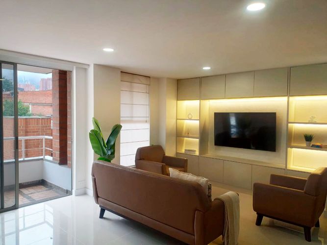 Apartamento de 1 alcoba en arriendo en El Poblado, Medellín, 60 m² · foto 2 de 15