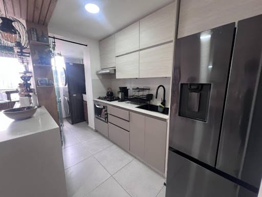 Apartamento de 2 alcobas en venta en Aves Maria, Sabaneta, 69 m² · foto 12 de 24