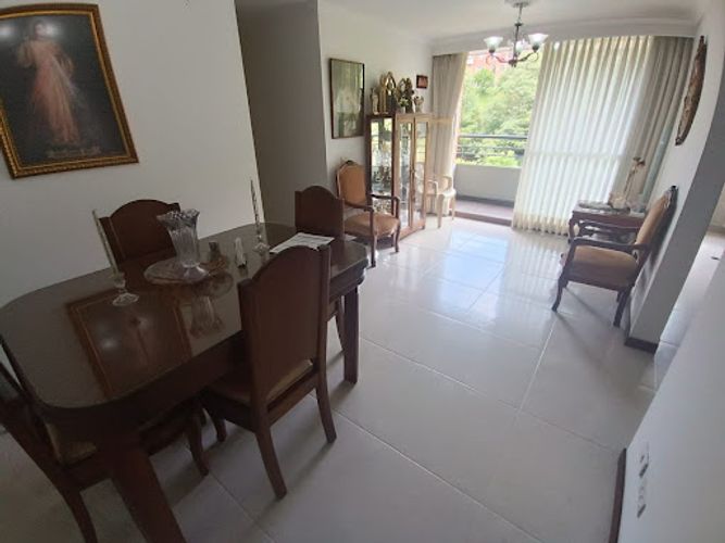 Apartamento de 3 alcobas en venta en Belén Rincón, Medellín, 68 m² · foto 3 de 24