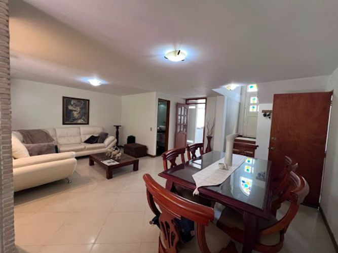 Casa de 4 alcobas en venta en Shellmar, Medellín, 175 m² · foto 17 de 24