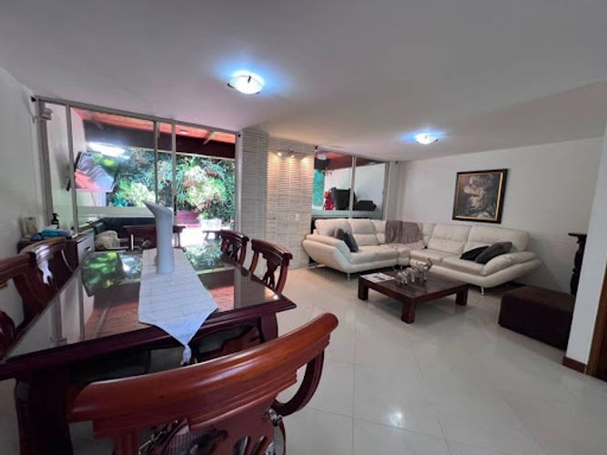 Casa de 4 alcobas en venta en Shellmar, Medellín, 175 m² · foto 20 de 24