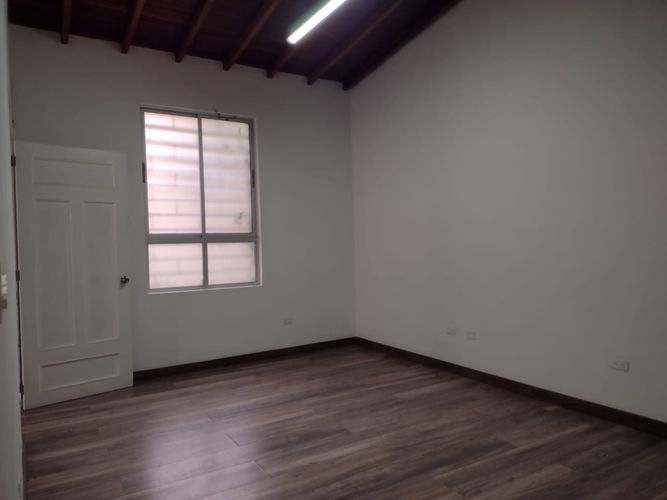 Local en arriendo en Laureles, Medellín, 267 m² · foto 6 de 12
