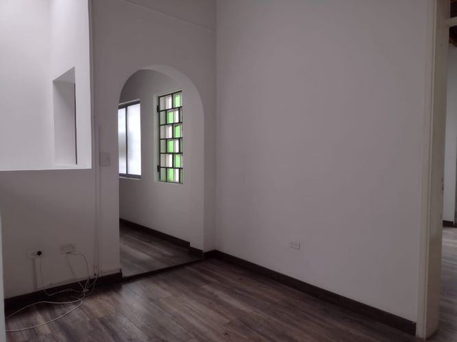 Local en arriendo en Laureles, Medellín, 267 m² · foto 4 de 12