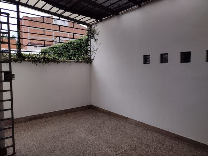 Local en arriendo en Laureles, Medellín, 267 m² · foto 12 de 12
