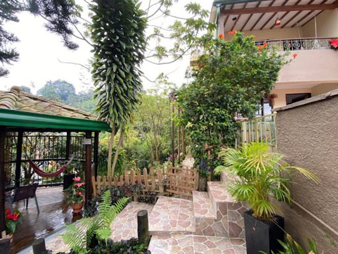 Casa de 4 alcobas en venta en El Salado, Envigado, 244 m² · foto 4 de 24