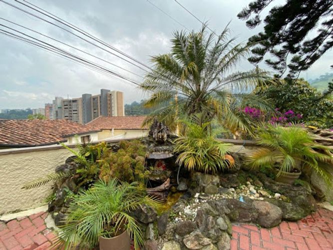 Casa de 4 alcobas en venta en El Salado, Envigado, 244 m² · foto 7 de 24
