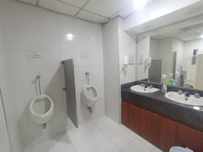 Local en arriendo en Shellmar, Medellín, 597 m² · foto 19 de 20