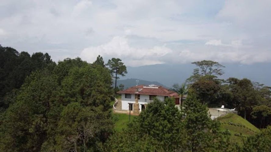 Casa de 5 alcobas en venta en La Catedral, Sabaneta, 550 m² · foto 20 de 22